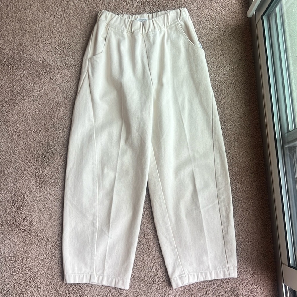 Le Bon Shoppe arc pants. Cream / off-white. Size medium.